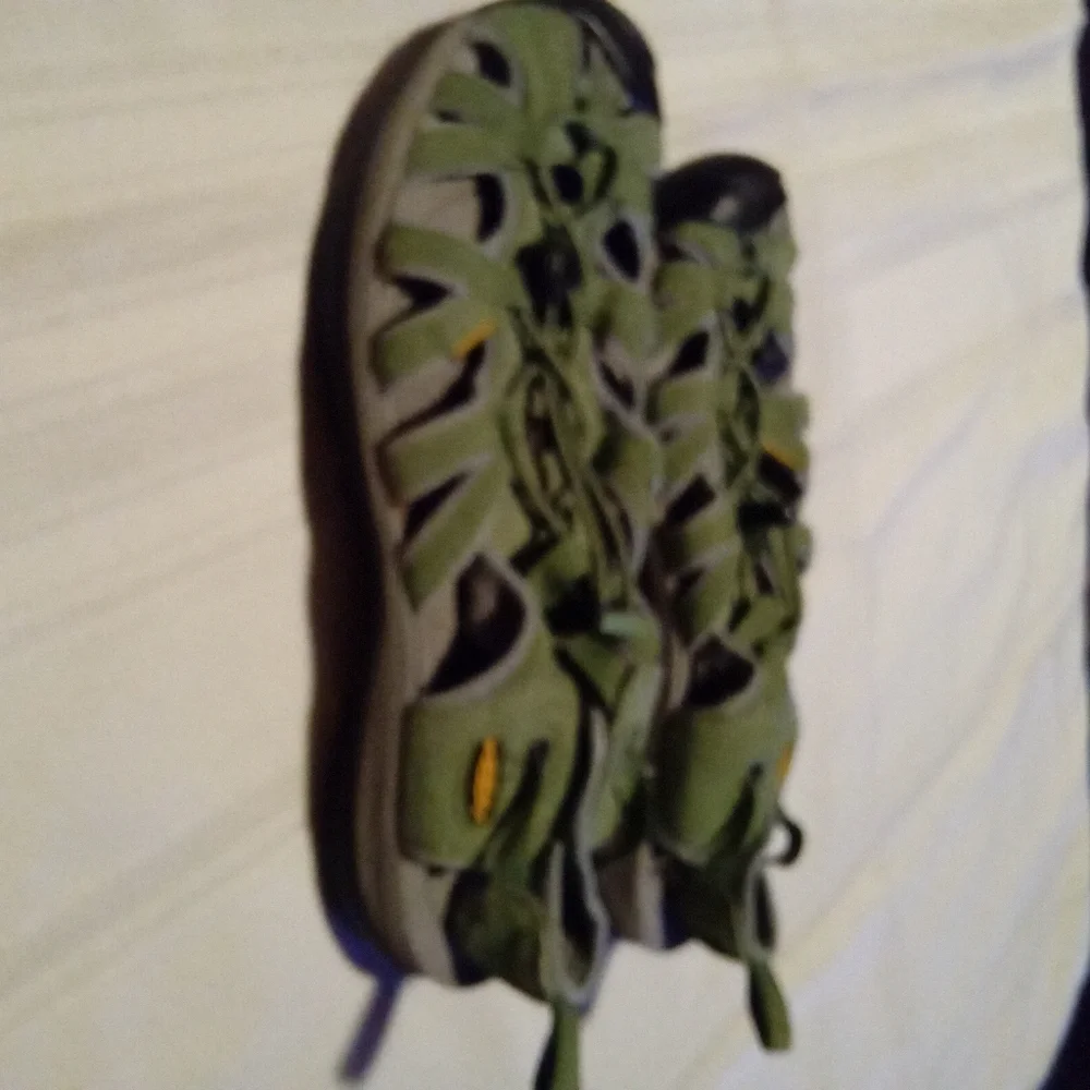 Adult Keens Green Outdoor Sandals Size 10 - Picture 7 of 7